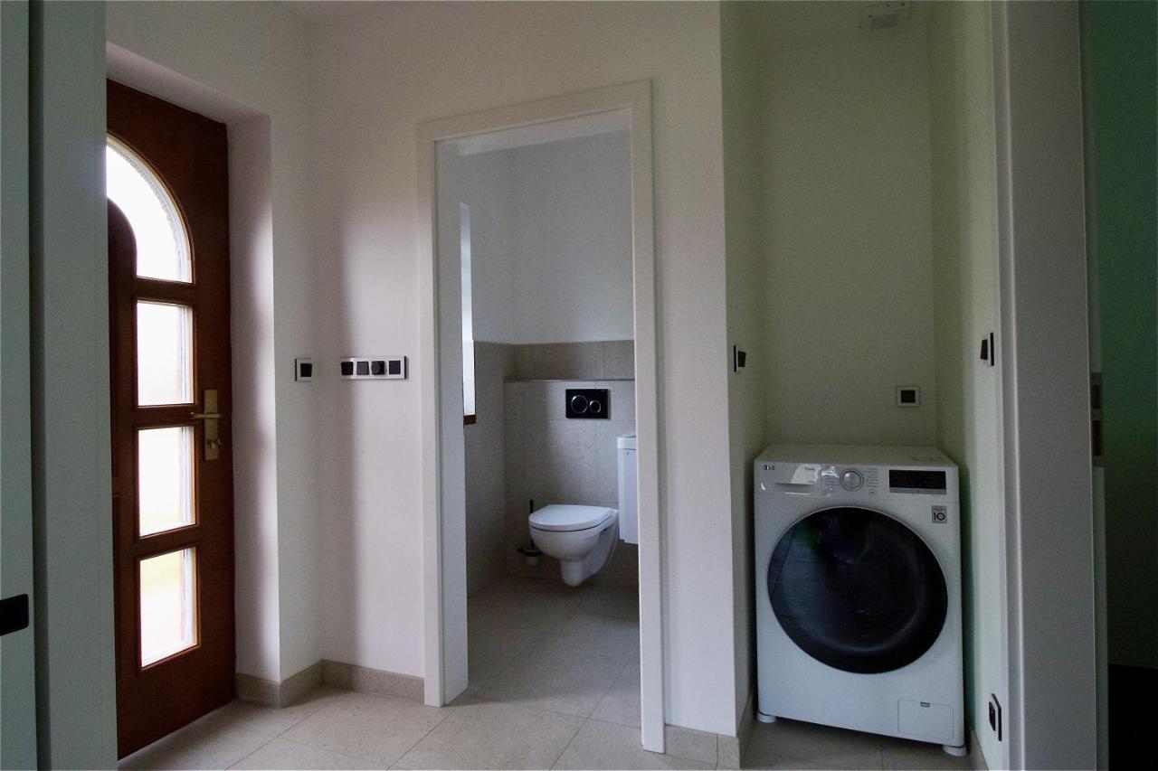 Apartman Uprostred Trojuhelniku Praha - Karlovy Vary - Plzen Kolesovice Eksteriør bilde